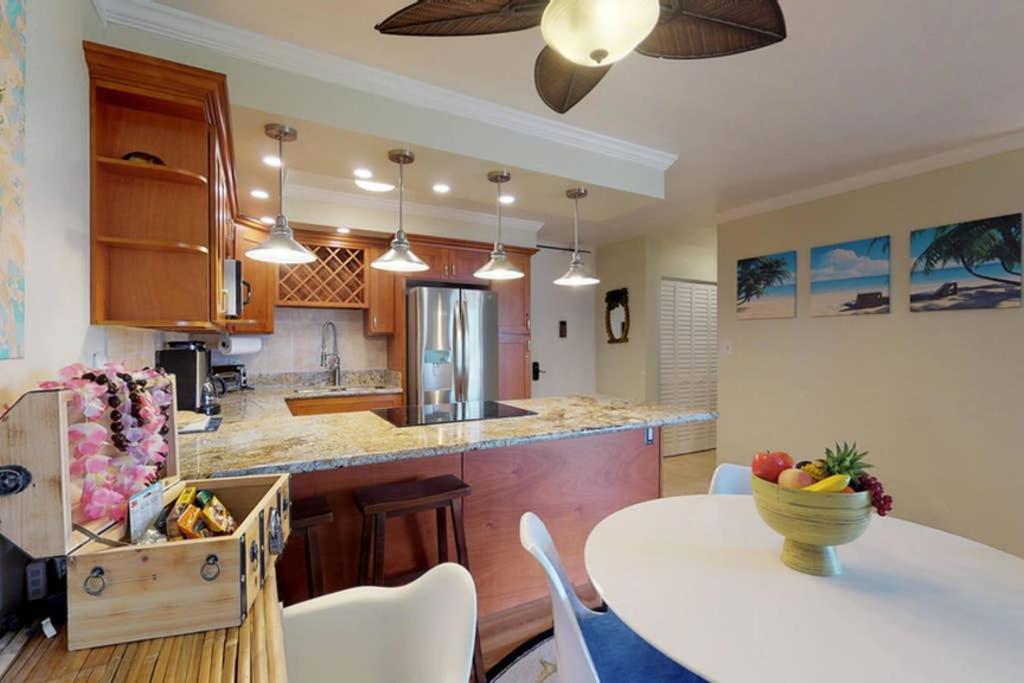 Oceanfront Penthouse With Amazing Views At Kauhale Makai Lejlighed Kihei Eksteriør billede