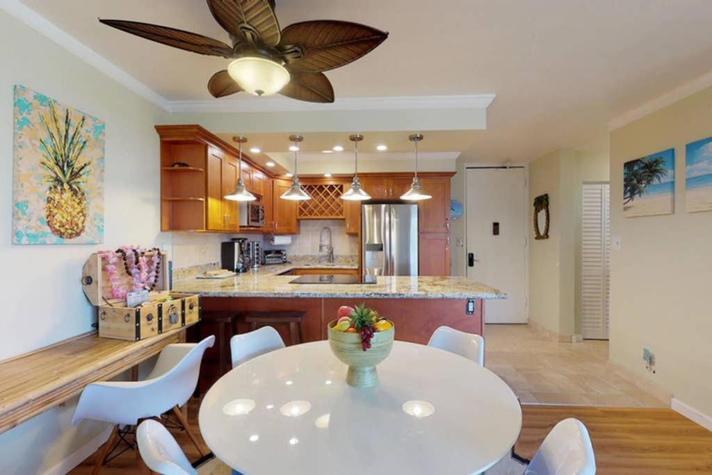 Oceanfront Penthouse With Amazing Views At Kauhale Makai Lejlighed Kihei Eksteriør billede